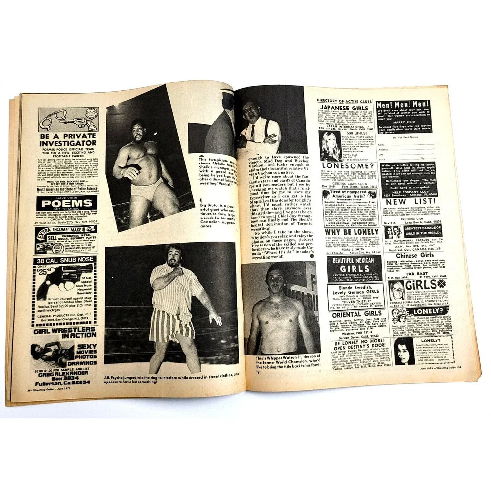 WRESTLING‎ GUIDE - JUNE 1975 - JACK BRISCO / FABULOUS MOOLAH / MORALES / SHEIK